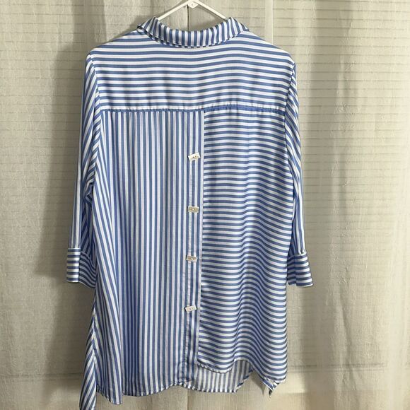 Soft Surroundings 1X On Pointe Palace Blue White Striped Button Details Tunic - Picture 9 of 16